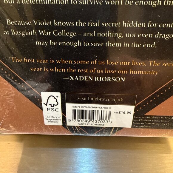 NEW Iron Flame UK International Edition Rebecca Yarros Empyrean Paperback Book - Picture 6 of 7